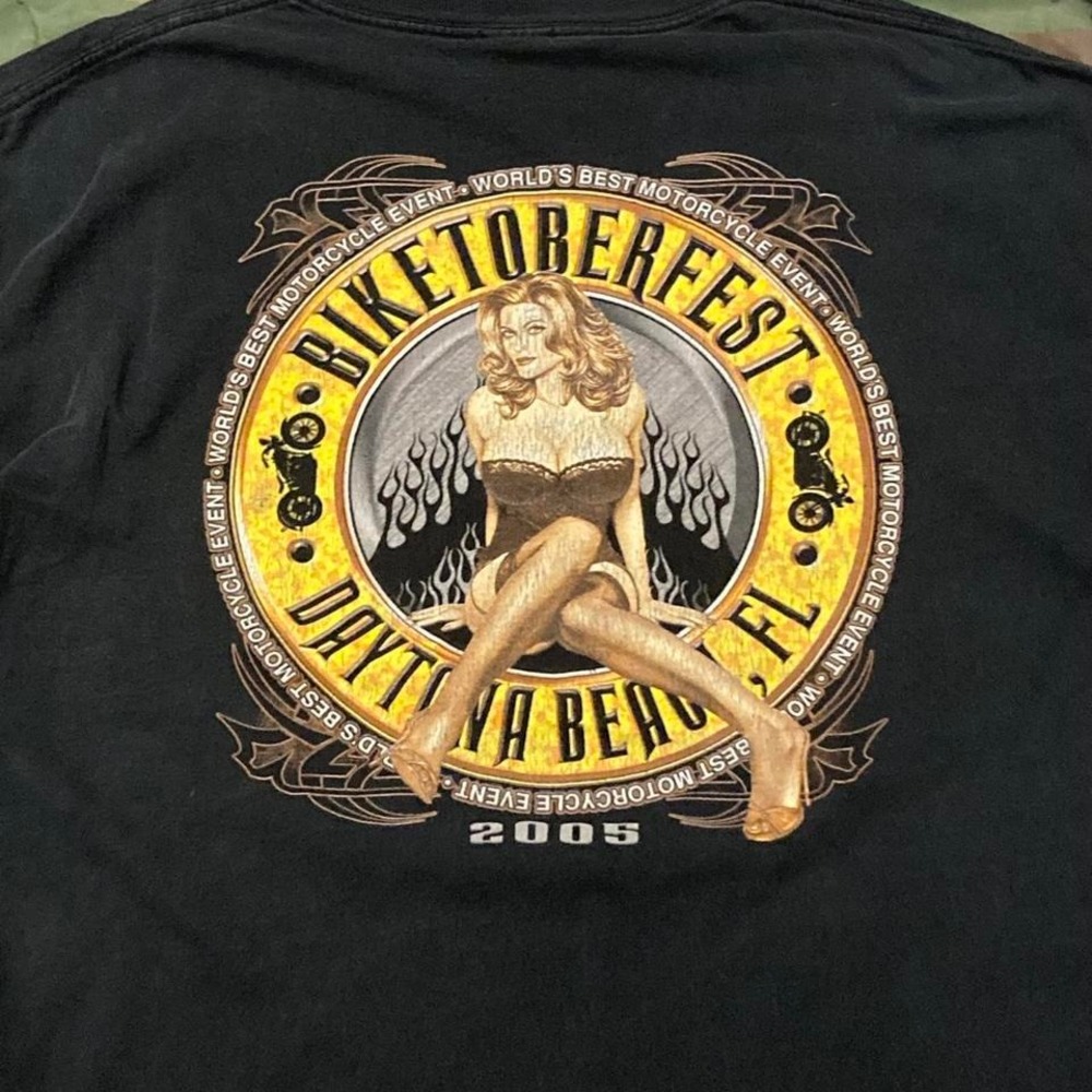 Vintage 05' Biketoberfest graphic tee delta pro pinup‎ girl - Picture 2 of 8